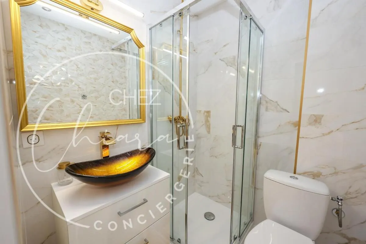 Your Suite Champs Elysees Calm And Stylish Paris 0*,  France